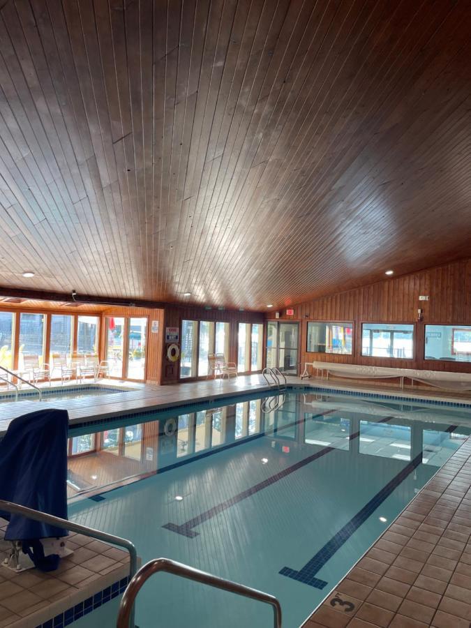 Caribbean Club Resort Lake Delton Экстерьер фото